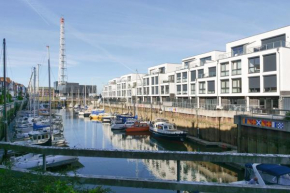 Marina 22